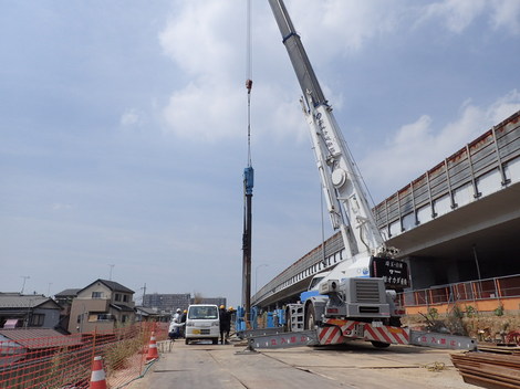 橋梁下部工事[一般国道122号蓮田岩槻バイパス（加倉工区）]-施工中①