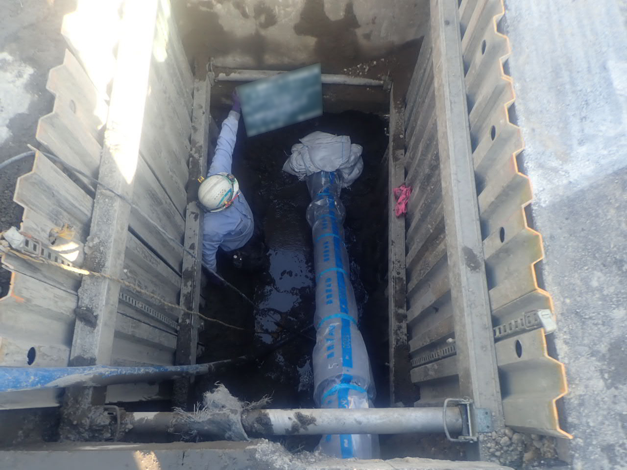 さいたま市南区曲本 水道工事 仮設工BOX部下越し